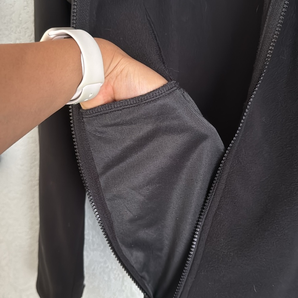 THE NORTH FACE Black Zip up Sweater - Picture 6 of 8